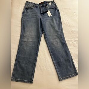 Judy Blue Jeans. Mid rise tummy control top size 16W straight fit NWT